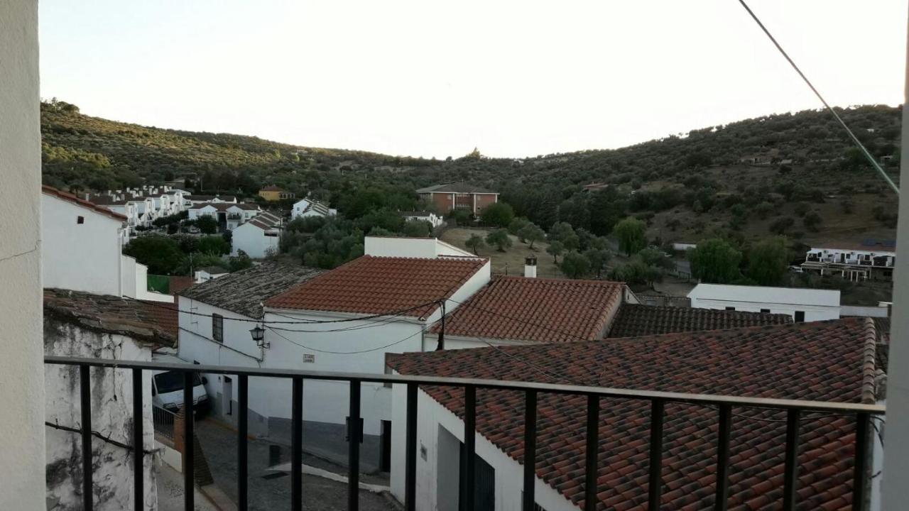 Casa Rural Sierra De Huelva Aroche Kültér fotó